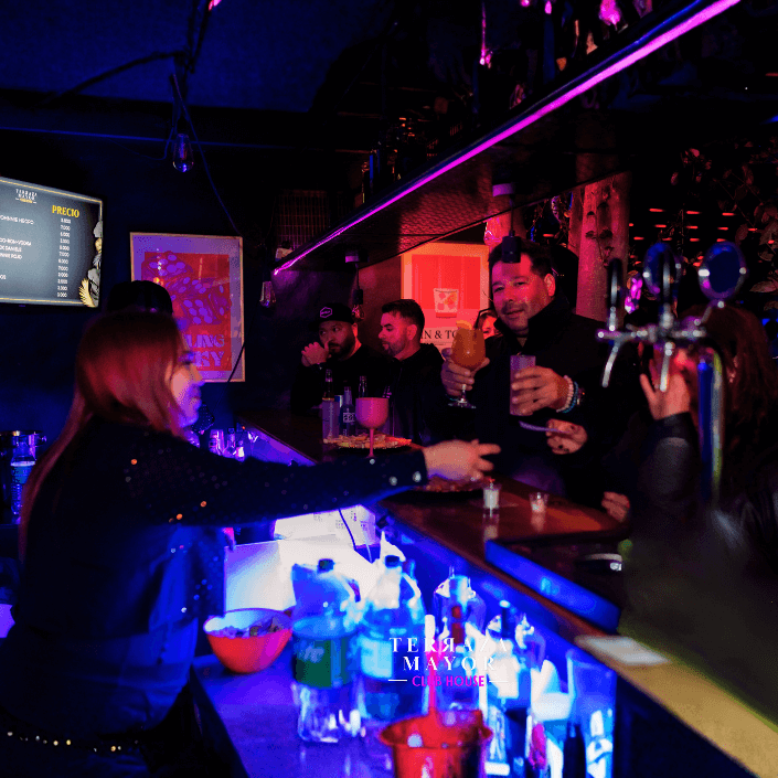 Ambiente de la barra durante un evento