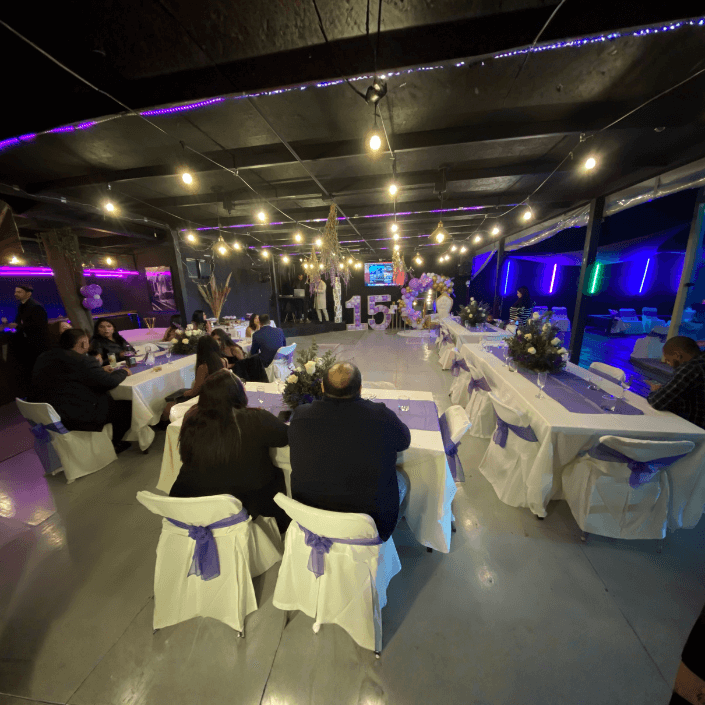 Vista del salón durante un evento privado