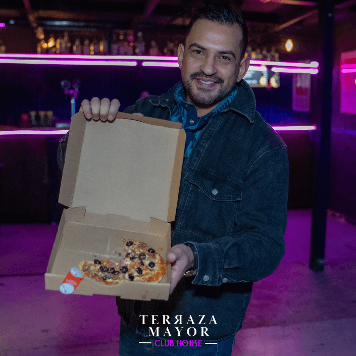 Servicio de alimentos para los invitados del evento